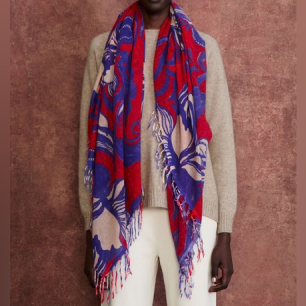Chan Luu 100% CASHMERE SCARF RED FLORAL